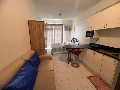 Studio unit for rent