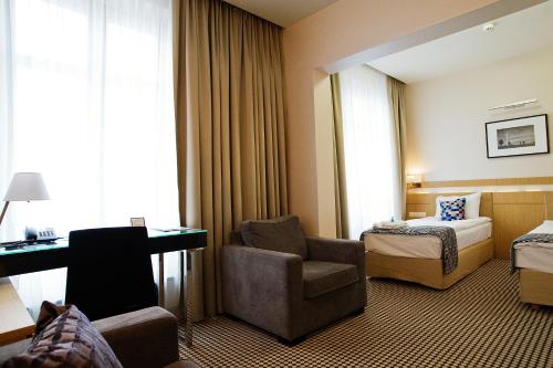 Velvet Hotel & Restaurant