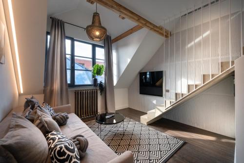 Turgaus Self Check-in Old Town Aparthotel