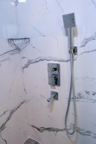 Brand Business Hotel