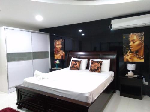 Jack Kandi Grosvenor Square