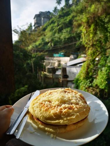 7th Heaven Lodge and Cafe