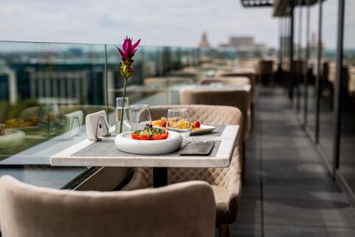 Union Plaza Hotel