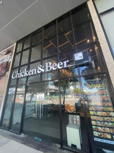 Mactan Newtown Condo with Free airport pickup