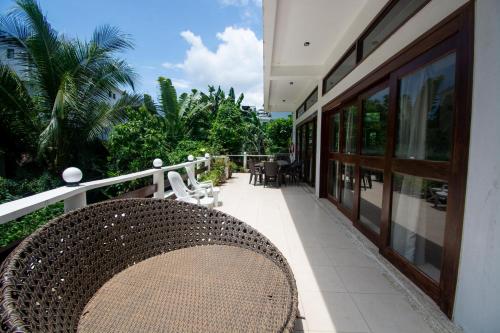 Babosam Apartments