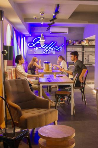 Room00 Valencia Hostel