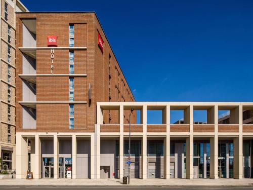 Ibis London Canning Town