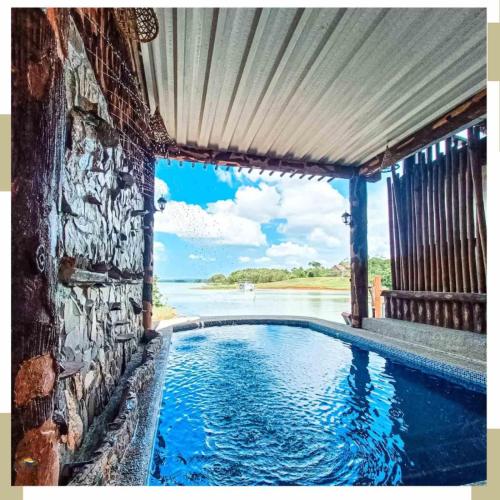 Camote's Lake Retreat