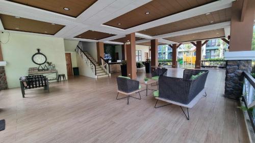 Blissful Escape - Pinesuites Tagaytay