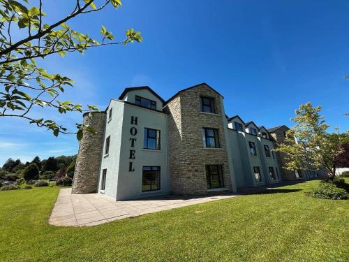 Mill Park Hotel