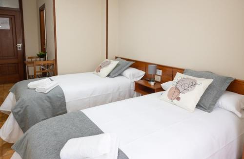 Pensión A Codeseira Melide