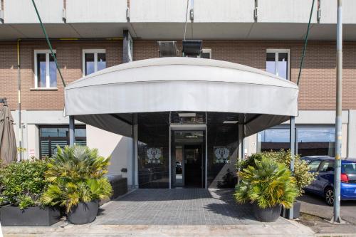 Tiby Hotel