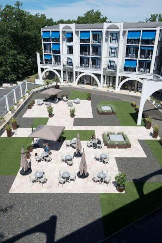Brit Hotel du Lac