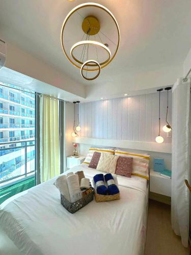 Azure Paranaque Staycation by The Lush - Bahamas