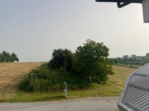 Tona - Miran apartman - Parking - Samostalna prijava