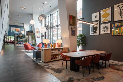 Crowne Plaza City Centre