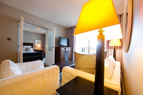 Columbus Hotel Monte-Carlo, Curio Collection by Hilton