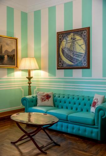 Regal House Anzio Manetti 16