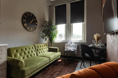 Crown Street Aparthotel 2