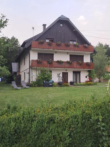 House Tomljanovic