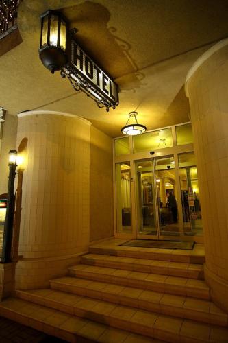 Öreg Miskolcz Hotel Es Etterem