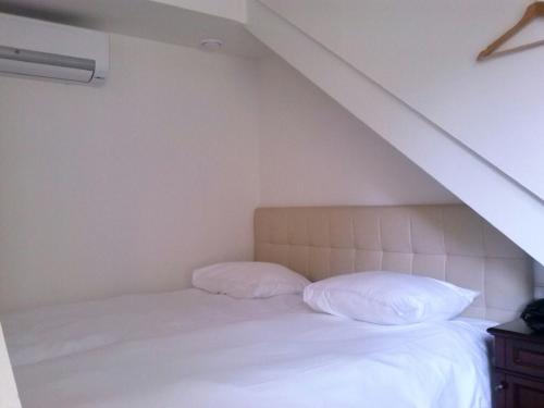 Hotel Courage