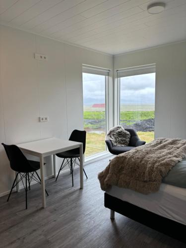 Country cottage with great view to the glacier, Eyjafjallajökull and Westman Islands