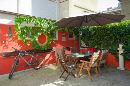 Nomado Hostel