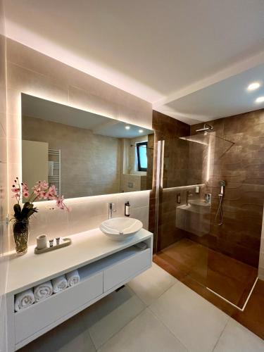 Mamaia Moments Villa