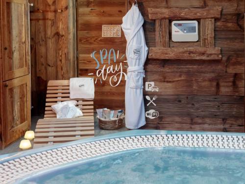 Ski And Spa Rooms - Chalet Francois