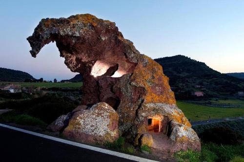 La Roccia Dell'Elefante B&B