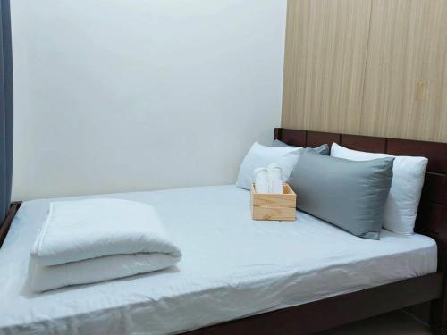 Shore Residences Moa