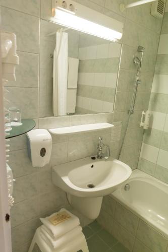 Hunguest Hotel Helios