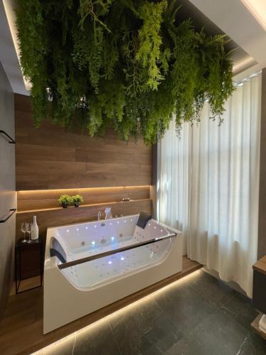 Golden Key Apartments