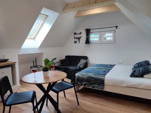 Slovenian House Mira