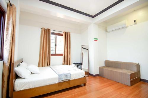 Cleofe's Place, Unique 3BR villa near Tagaytay City