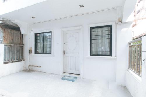 Stay inn Station 2 Boracay by RedDoorz