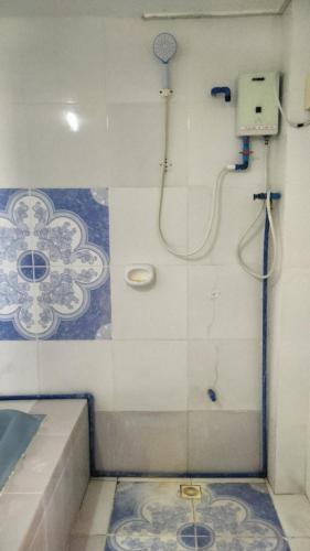 Glass Palace House Rental