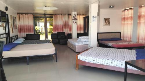 Glass Palace House Rental