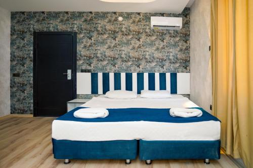 Miss Cleopatra Hotel