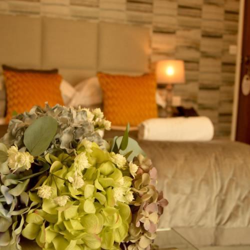 Le Bouchon Brasserie & Hotel