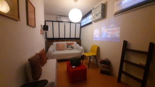L1 staycation in Quezon City 2 or 1 BR