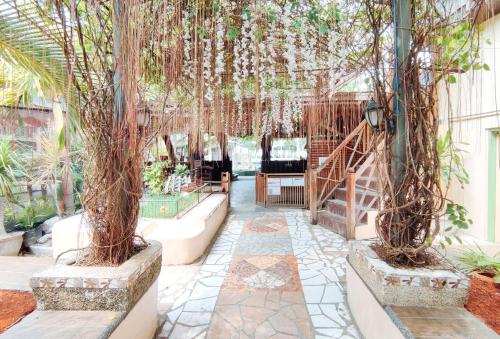 Iloilo Paraw Beach Resort