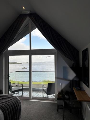 The Oyster Inn Connel