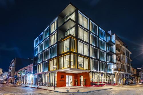 Piazza Epigraph Hotel