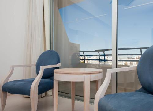 Vrissiana Beach Hotel
