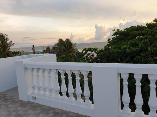 Oktowaves hotel Beach resort