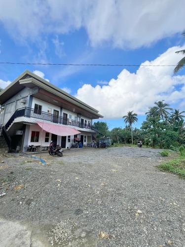 Affordable Apartelle 15mins to the Airport Airport & Sugba Lagoon-Triple Beagle Apartment