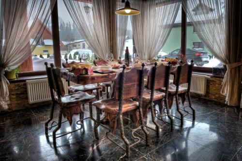 Winter & Summer Resort