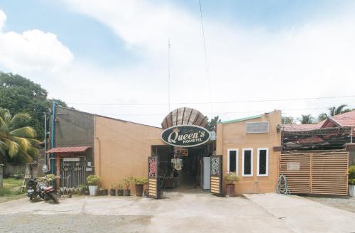 Queens Hometel by Oyo Rooms